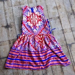 Women's knee length sleeveless dress